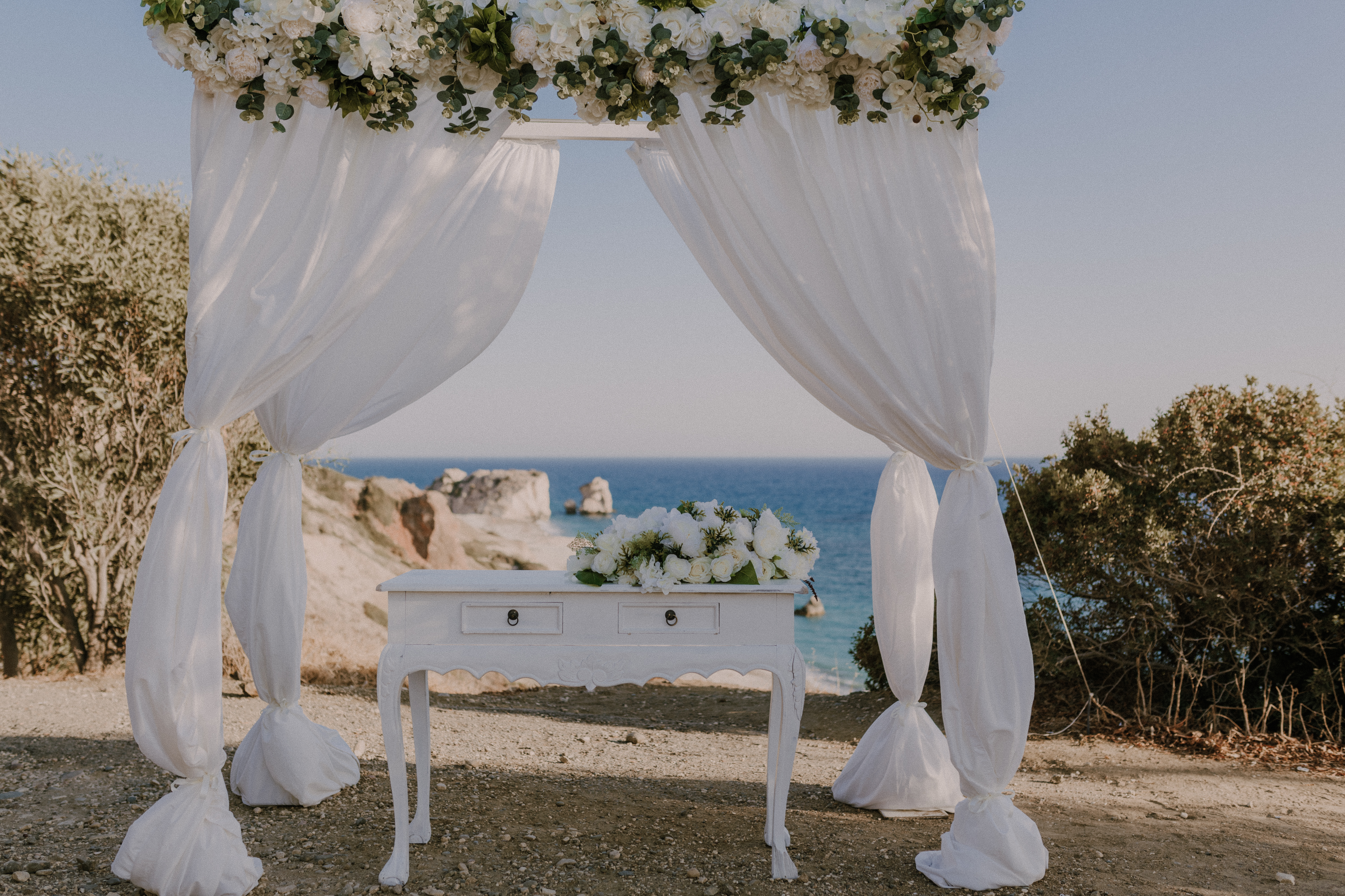 Image: http://www.bookyourweddingday.com/images/media/uploadfiles/ceremony venue.jpg